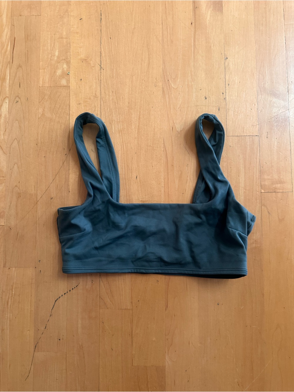 Women’s Alo Clover Green Sports Bra. M